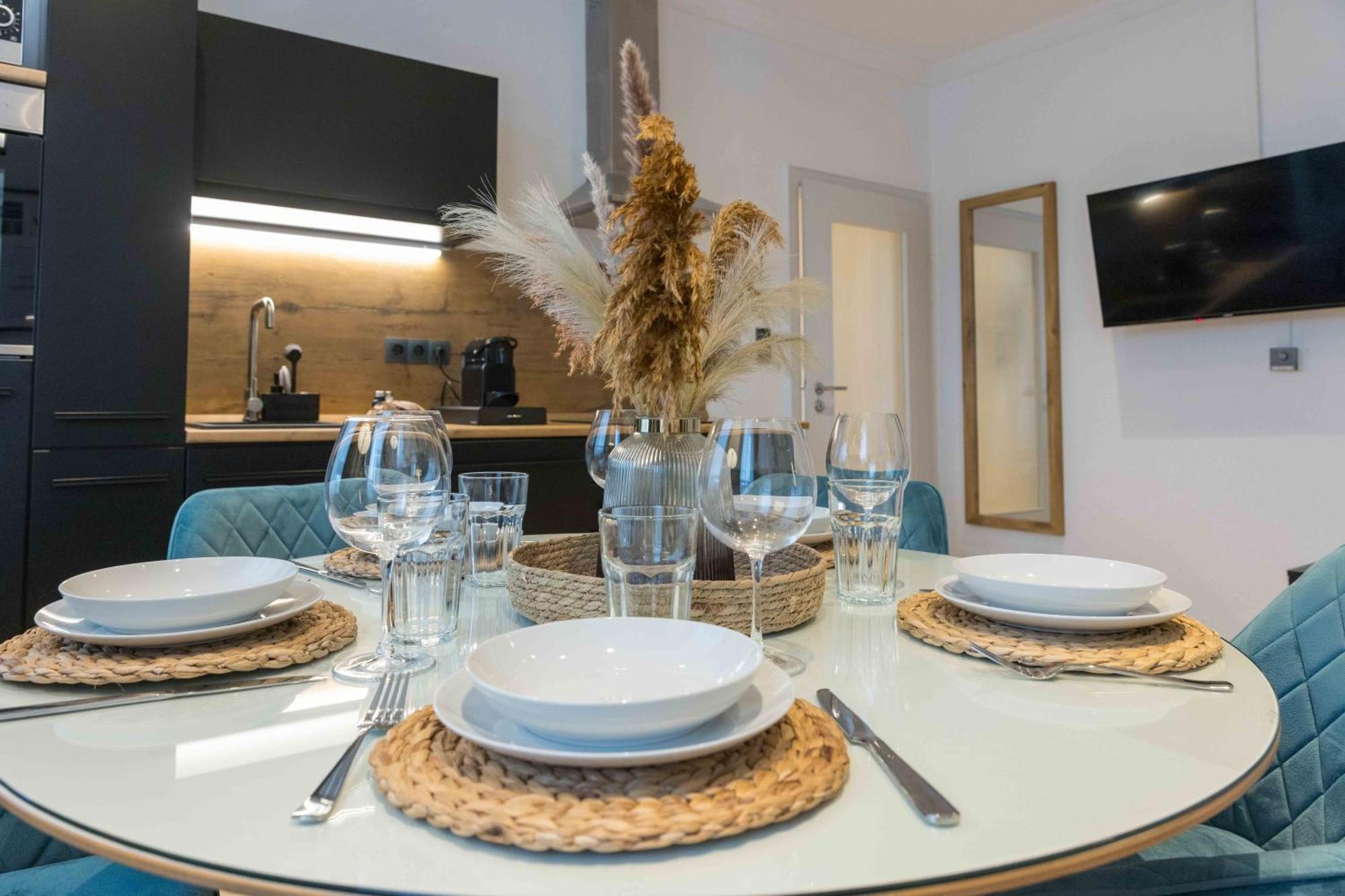 Schillerapartment Hof, Kueche, 24H Digital-Checkin, Parkplatz, Wlan250Mbit Гоф Екстер'єр фото