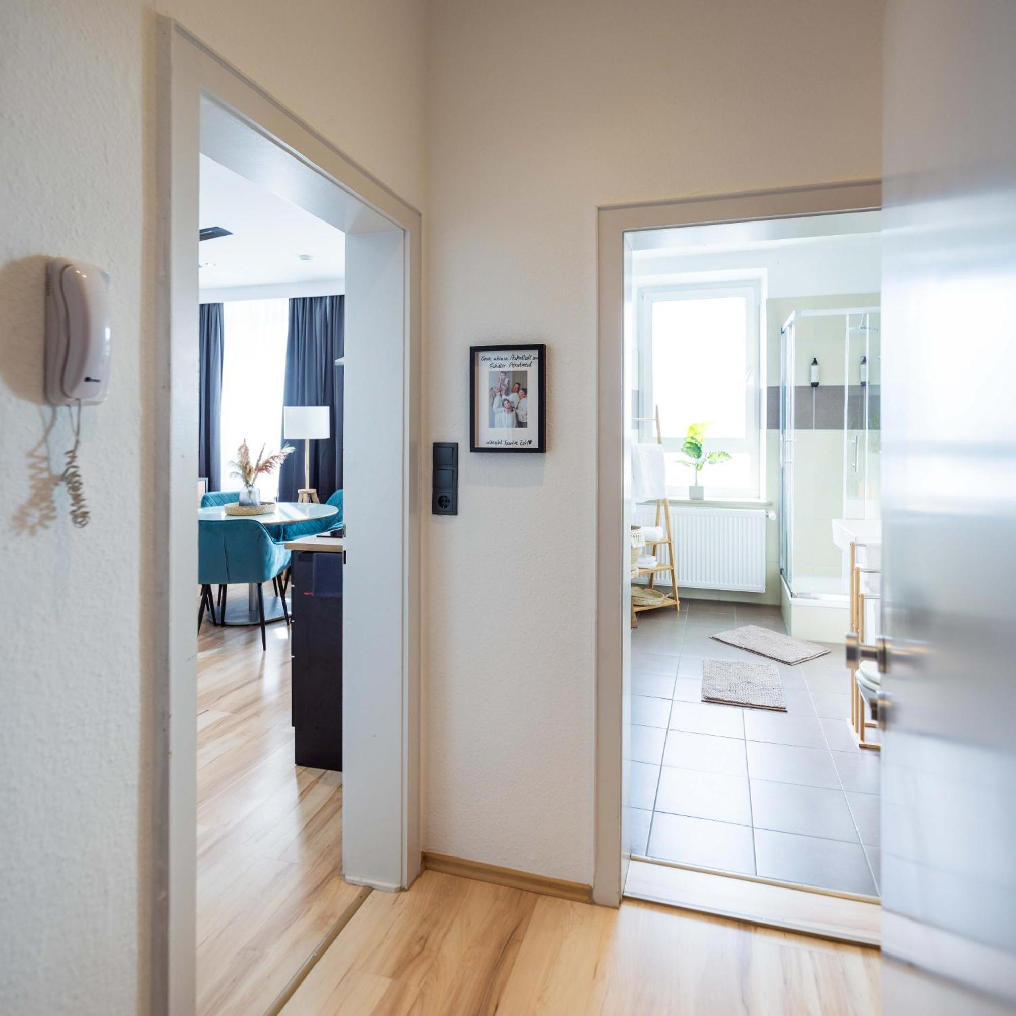 Schillerapartment Hof, Kueche, 24H Digital-Checkin, Parkplatz, Wlan250Mbit Гоф Екстер'єр фото