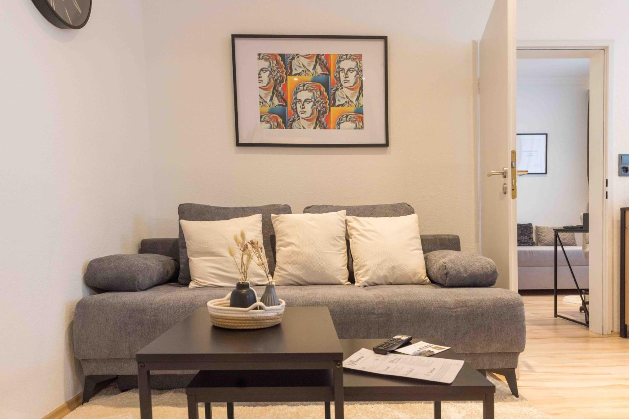 Schillerapartment Hof, Kueche, 24H Digital-Checkin, Parkplatz, Wlan250Mbit Гоф Екстер'єр фото