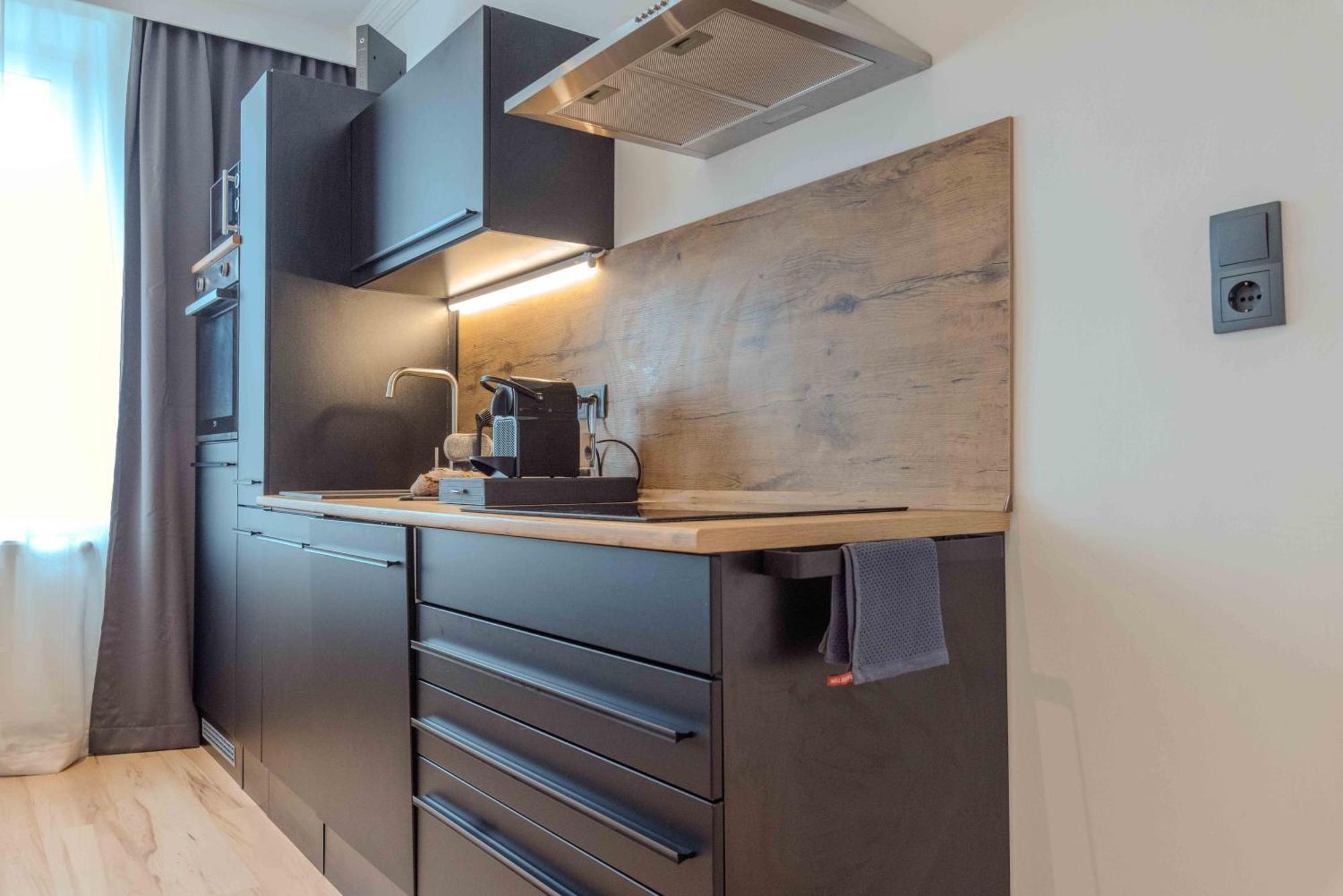 Schillerapartment Hof, Kueche, 24H Digital-Checkin, Parkplatz, Wlan250Mbit Гоф Екстер'єр фото